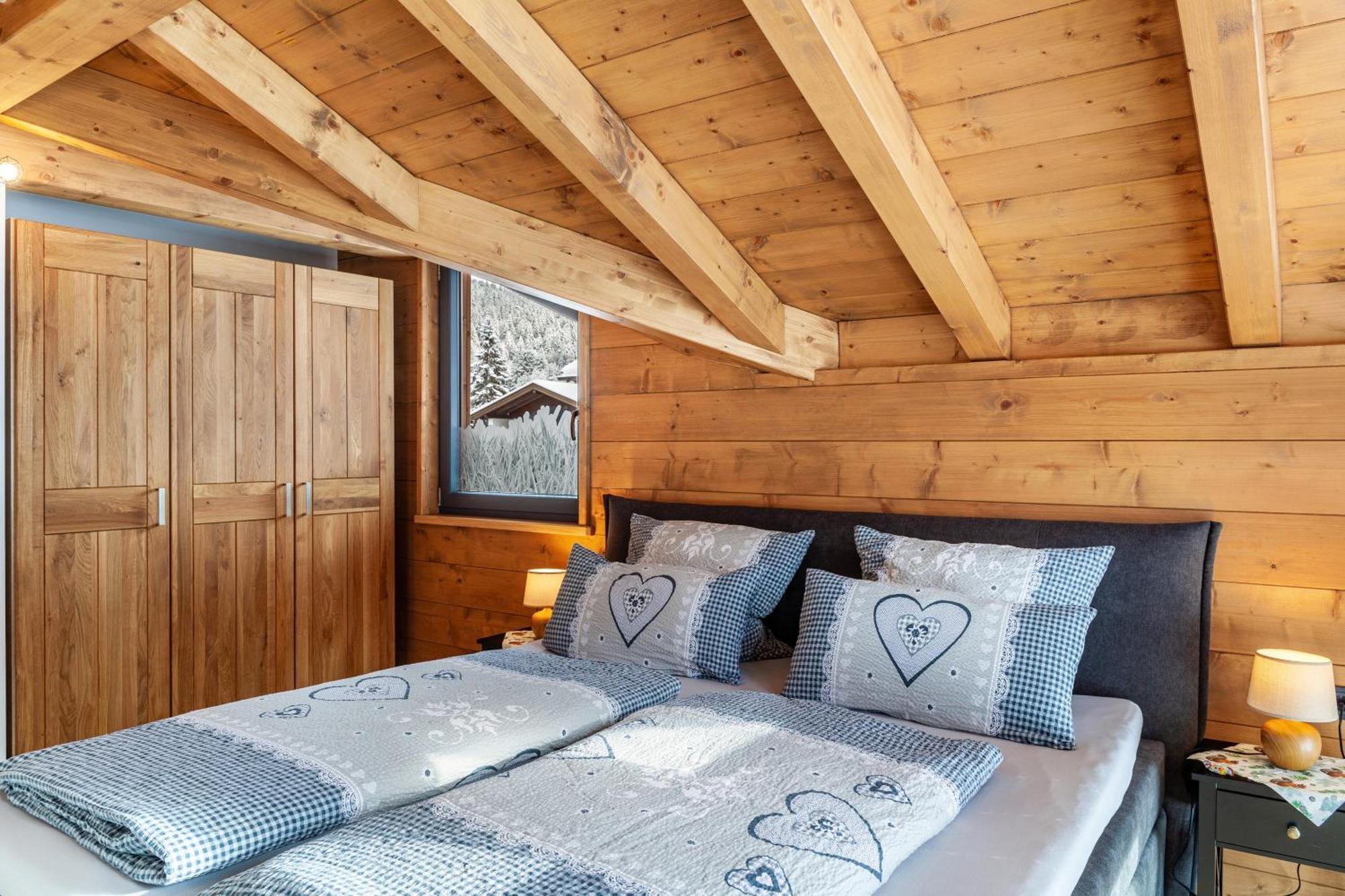 Chalet Aus Holz Garmisch-Partenkirchen Buitenkant foto